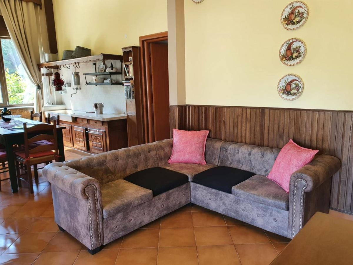 Agriturismo Monteroseo Bedizzole Bagian luar foto