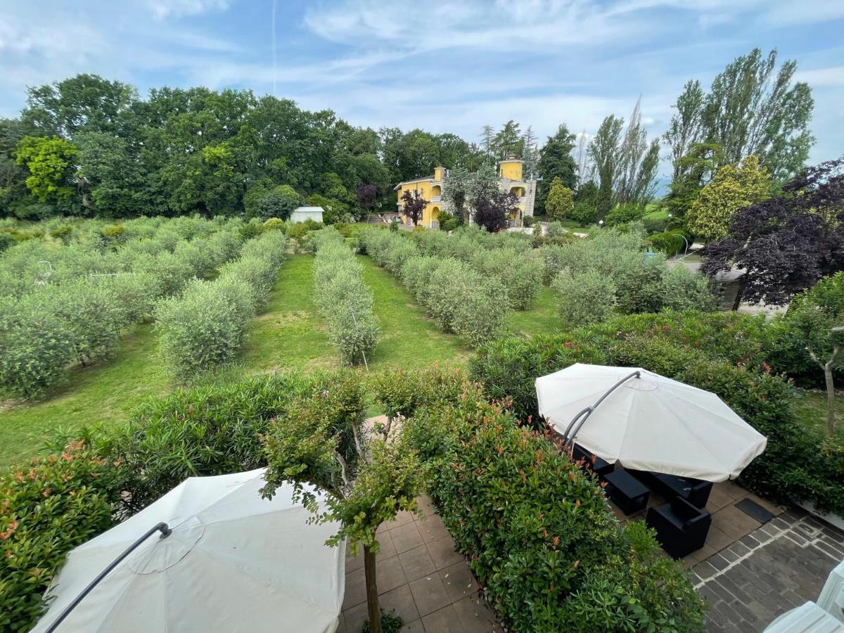 Agriturismo Monteroseo Bedizzole Bagian luar foto